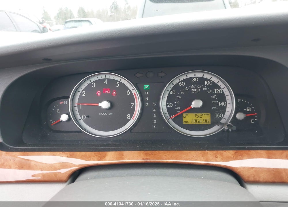 2005 KIA AMANTI VIN: KNALD124755055933