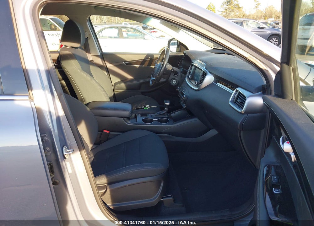 2020 KIA SORENTO 2.4L LX VIN: 5XYPG4A34LG684074