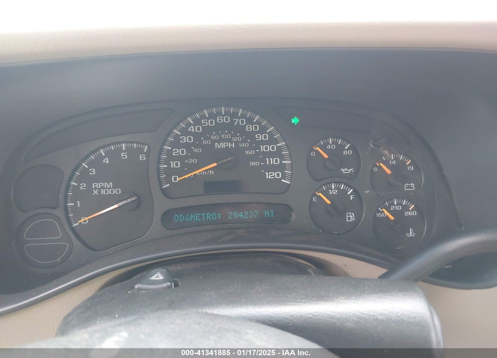 2005 CHEVROLET TAHOE Z71 VIN: 1GNEC13T05R171592