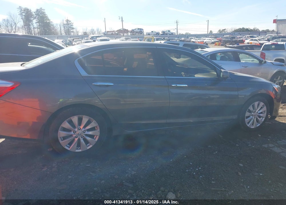 2013 HONDA ACCORD EX-L V-6 VIN: 1HGCR3F83DA044173