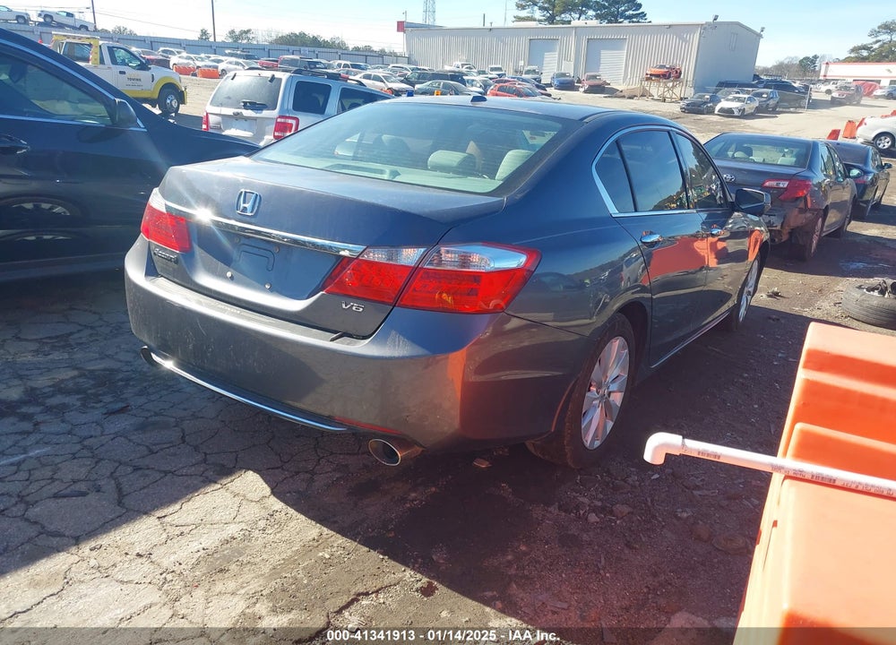 2013 HONDA ACCORD EX-L V-6 VIN: 1HGCR3F83DA044173