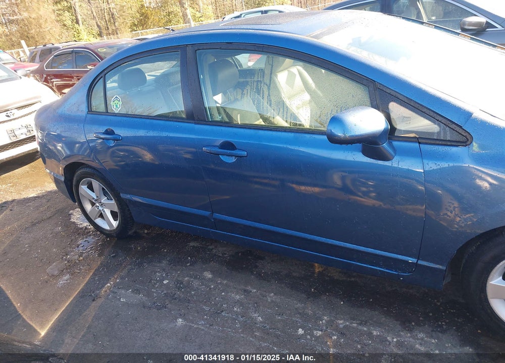 2008 HONDA CIVIC VIN: 1HGFA16948L052200
