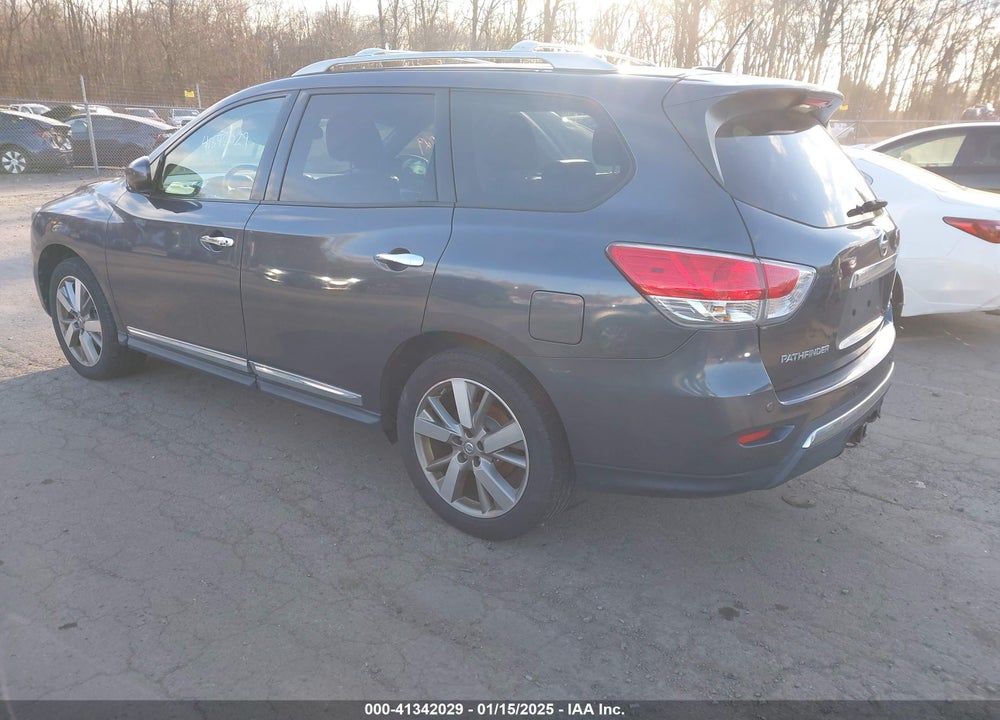2013 NISSAN PATHFINDER PLATINUM VIN: 5N1AR2MM8DC680300
