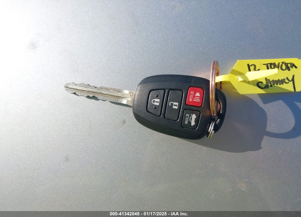 2012 TOYOTA CAMRY VIN: 4T1BF1FK1CU071898