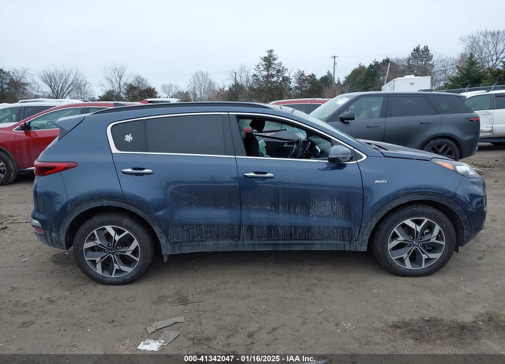 2022 KIA SPORTAGE EX VIN: KNDPNCAC9N7986637