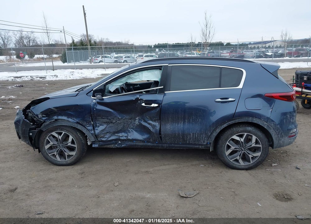 2022 KIA SPORTAGE EX VIN: KNDPNCAC9N7986637