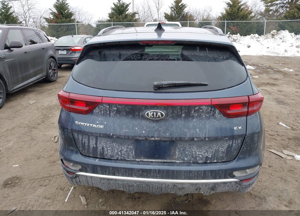 2022 KIA SPORTAGE EX VIN: KNDPNCAC9N7986637