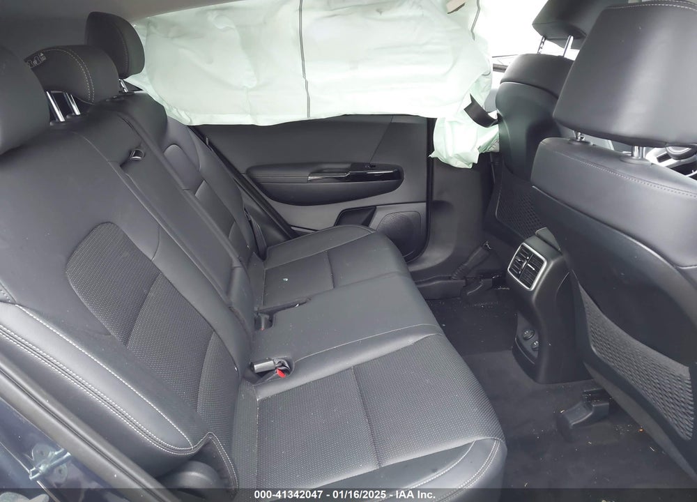 2022 KIA SPORTAGE EX VIN: KNDPNCAC9N7986637