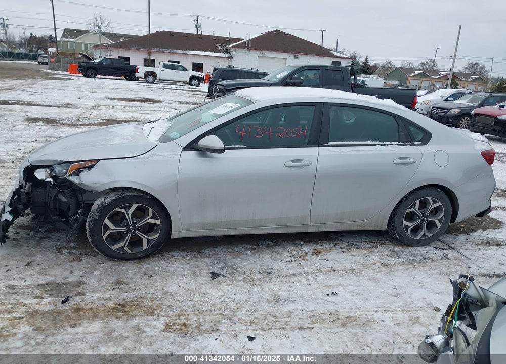 2020 KIA FORTE LXS VIN: 3KPF24AD4LE231590