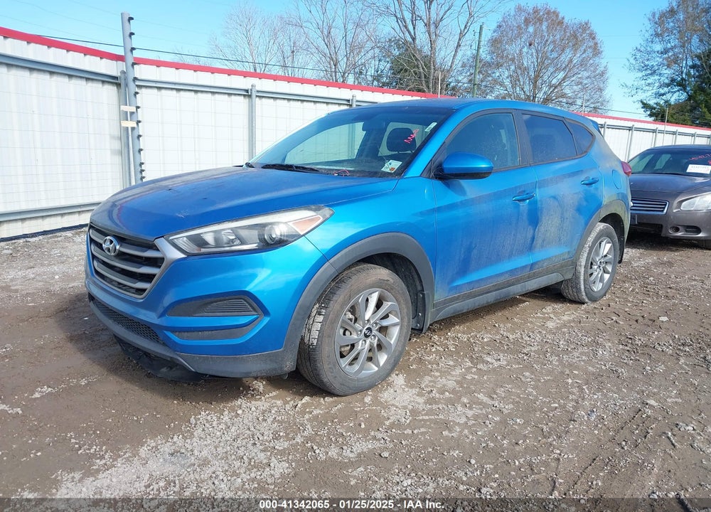 2017 HYUNDAI TUCSON SE VIN: KM8J23A41HU592932