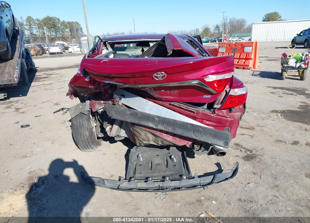 2017 TOYOTA CAMRY SE VIN: 4T1BF1FK8HU754785