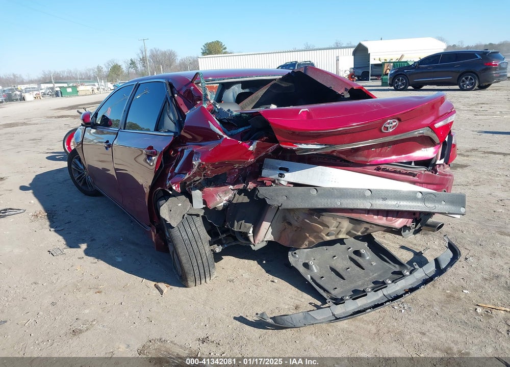2017 TOYOTA CAMRY SE VIN: 4T1BF1FK8HU754785