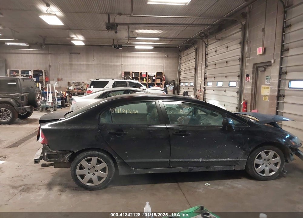 2011 HONDA CIVIC LX VIN: 19XFA1E56BE013556