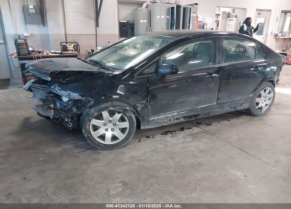 2011 HONDA CIVIC LX VIN: 19XFA1E56BE013556