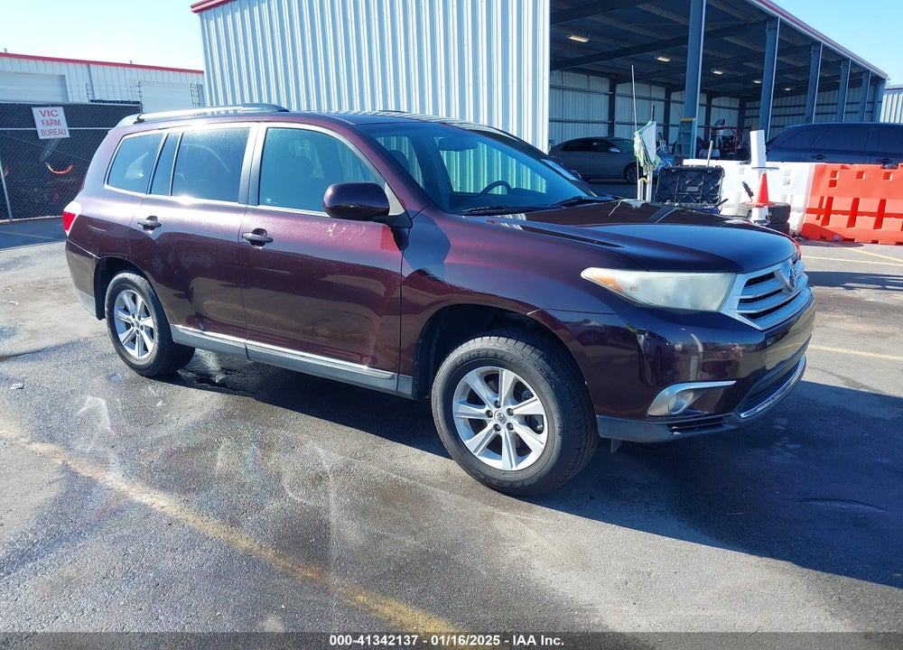 2013 TOYOTA HIGHLANDER PLUS/SE VIN: 5TDZK3EH0DS107456