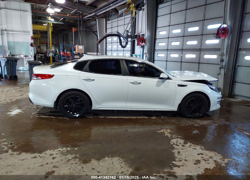 2016 KIA OPTIMA LX VIN: KNAGT4L31G5073195