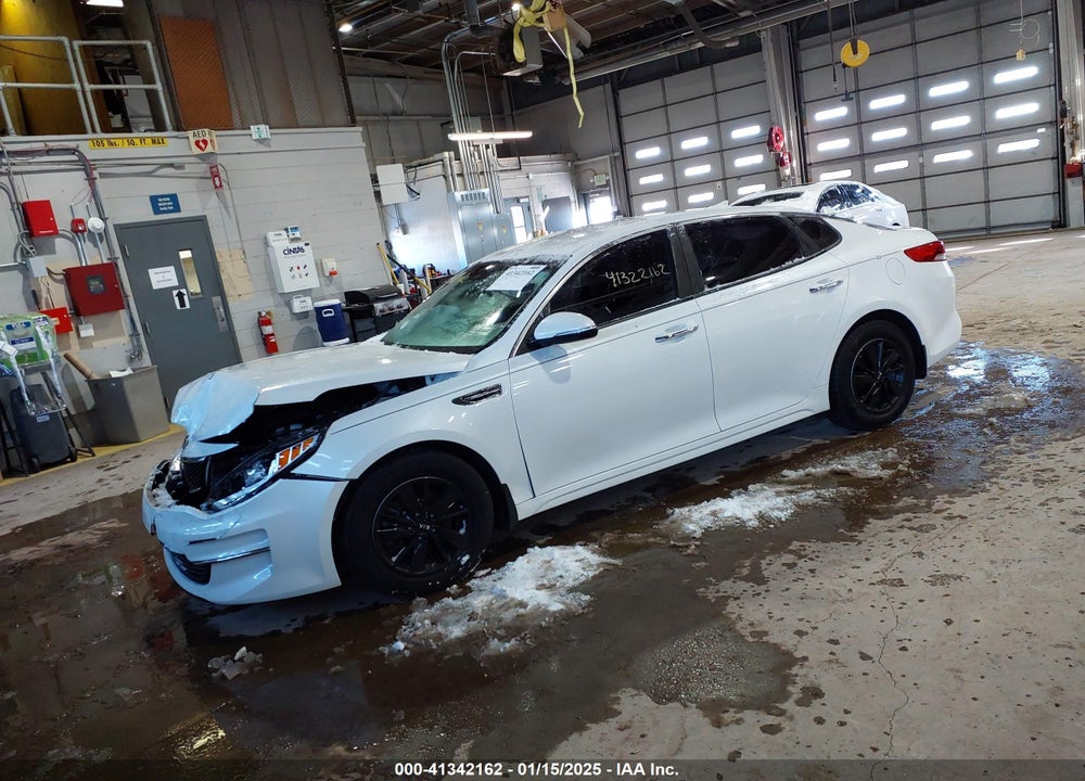 2016 KIA OPTIMA LX VIN: KNAGT4L31G5073195