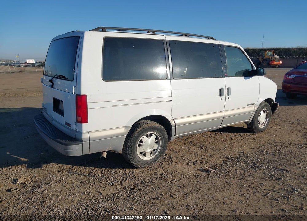 1999 GMC SAFARI SLT VIN: 1GKDM19W0XB521113