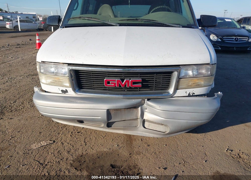 1999 GMC SAFARI SLT VIN: 1GKDM19W0XB521113