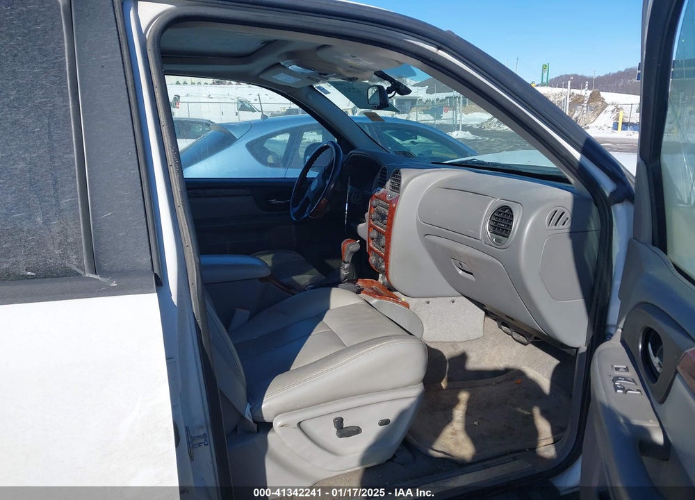 2008 GMC ENVOY DENALI VIN: 1GKET63M082230849
