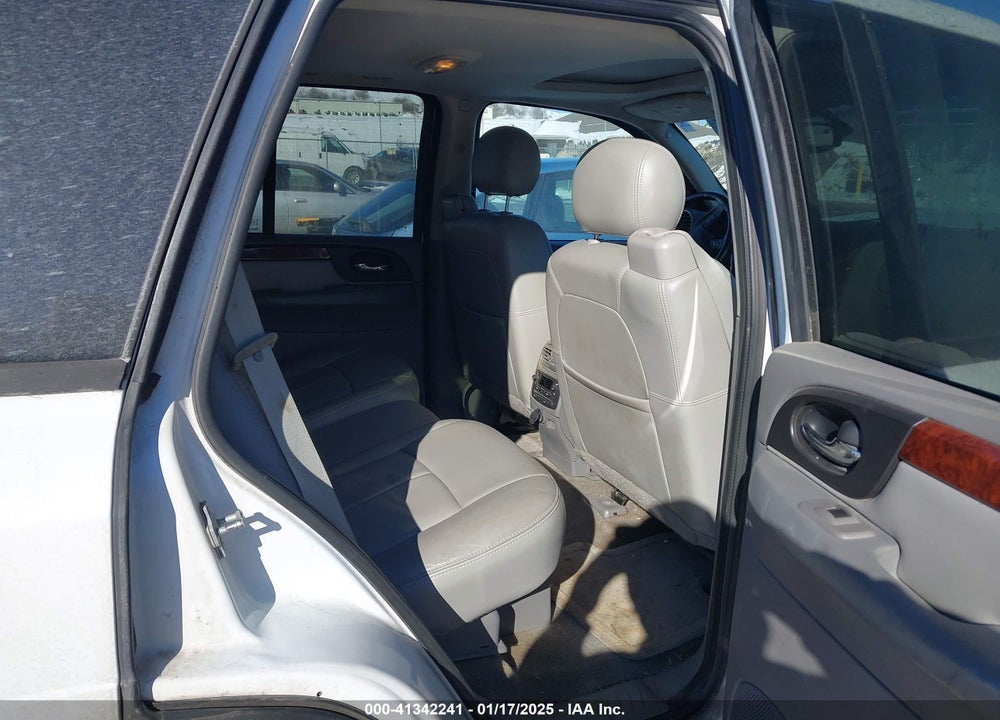 2008 GMC ENVOY DENALI VIN: 1GKET63M082230849