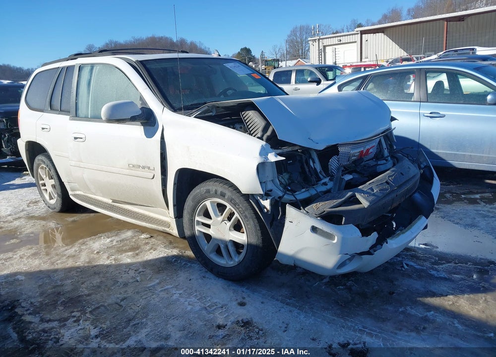 2008 GMC ENVOY DENALI VIN: 1GKET63M082230849