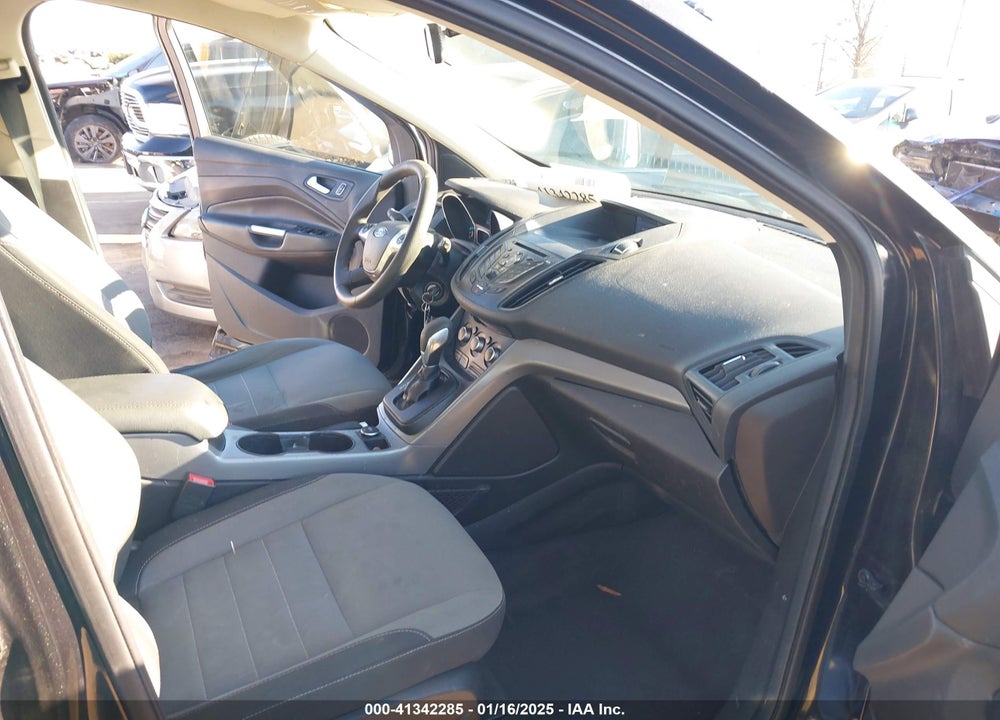 2015 FORD ESCAPE SE VIN: 1FMCU0G78FUA12107