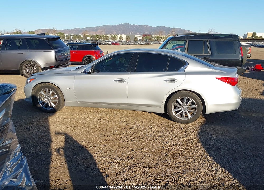 2017 INFINITI Q50 2.0T BASE VIN: JN1CV7AP9HM641335