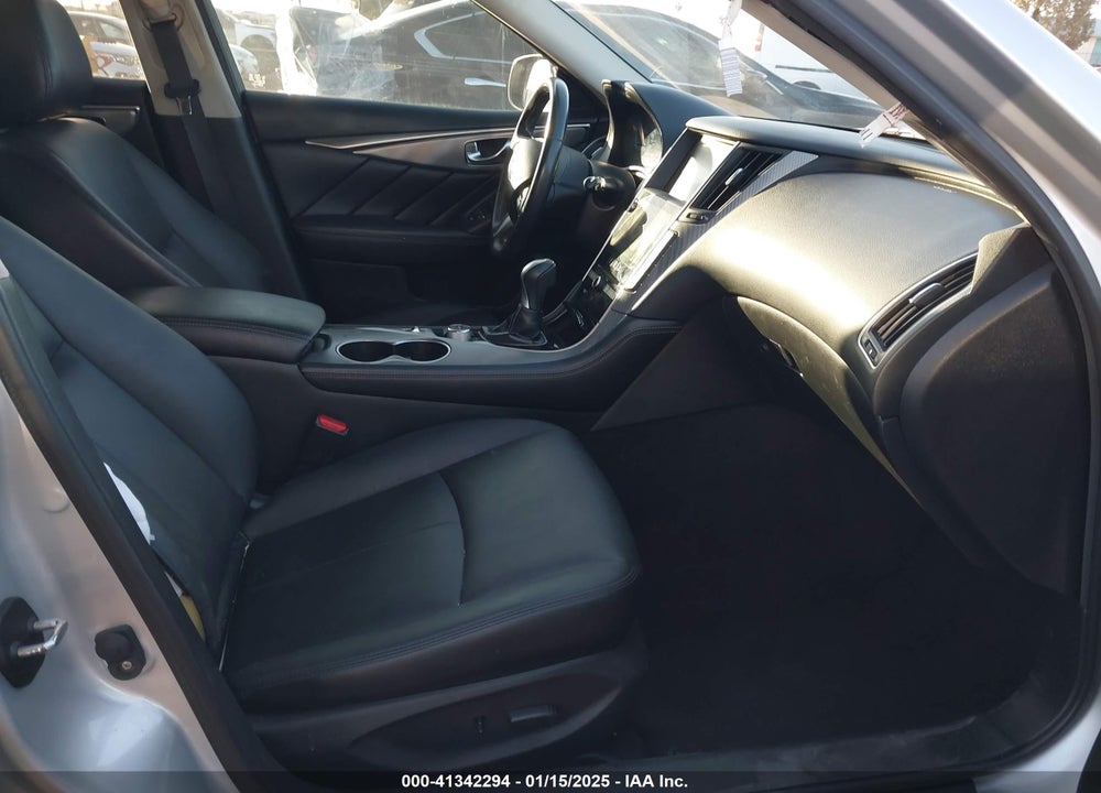 2017 INFINITI Q50 2.0T BASE VIN: JN1CV7AP9HM641335