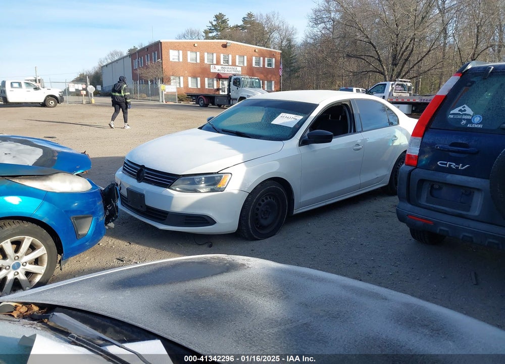 2012 VOLKSWAGEN JETTA 2.0L S VIN: 3VW2K7AJ5CM470042
