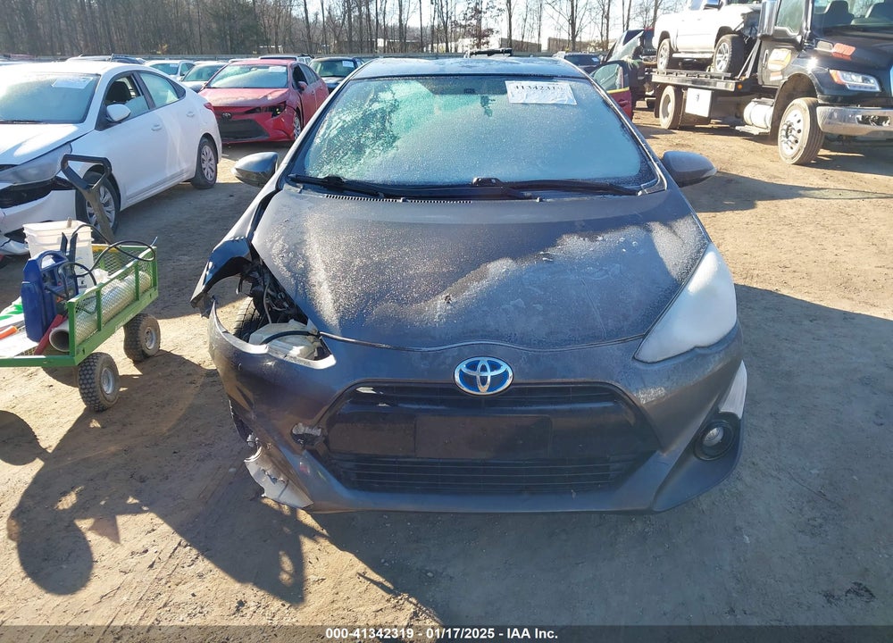 2015 TOYOTA PRIUS C VIN: JTDKDTB33F1111862