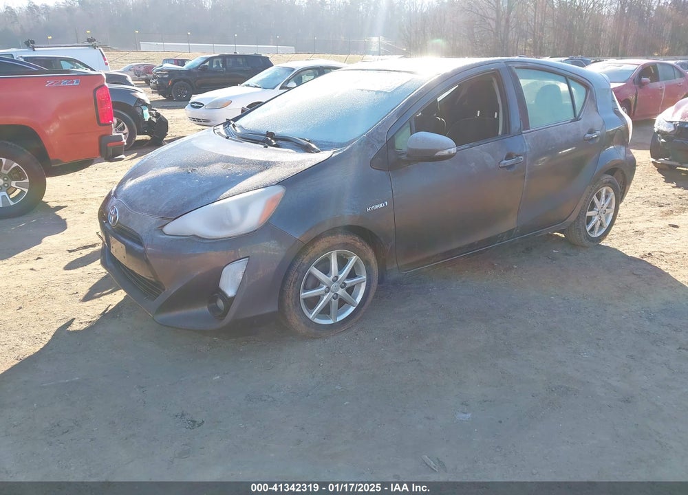 2015 TOYOTA PRIUS C VIN: JTDKDTB33F1111862