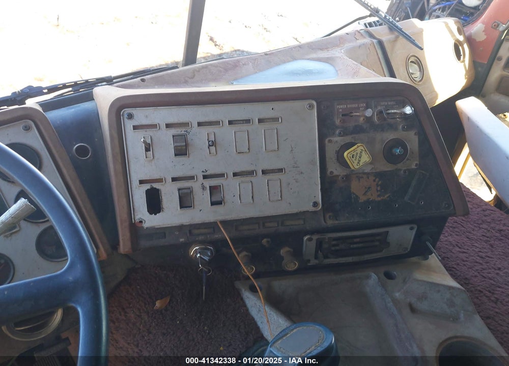 1989 INTERNATIONAL 9600 COF9600 VIN: 1HSRDACR9KH678141