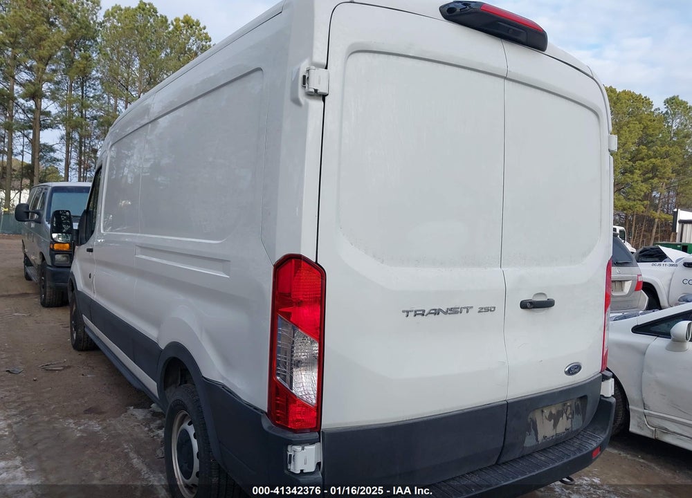 2022 FORD TRANSIT-250 VIN: 1FTBR1C88NKA70167