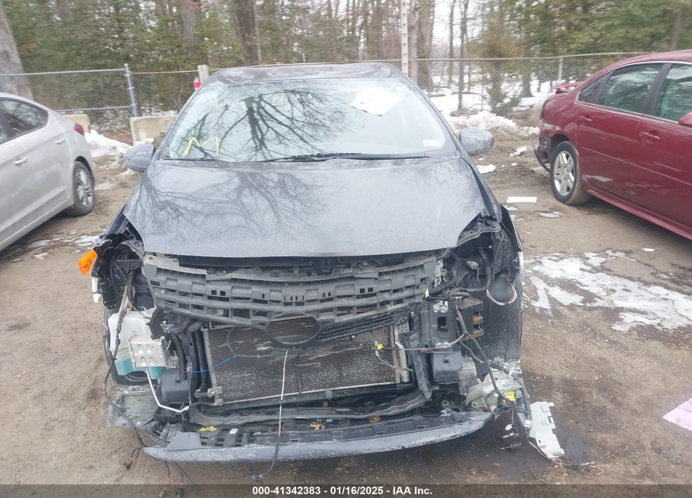 2015 TOYOTA PRIUS PLUG-IN VIN: JTDKN3DP1F3067295