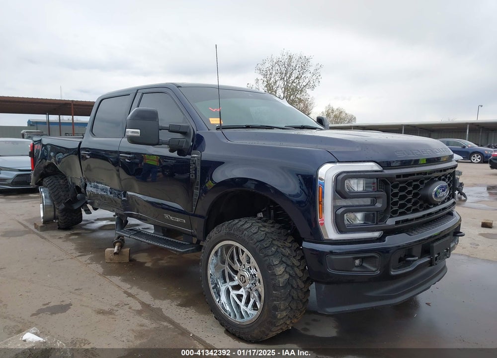 2024 FORD F-250 LARIAT VIN: 1FT8W2BT2REE30701