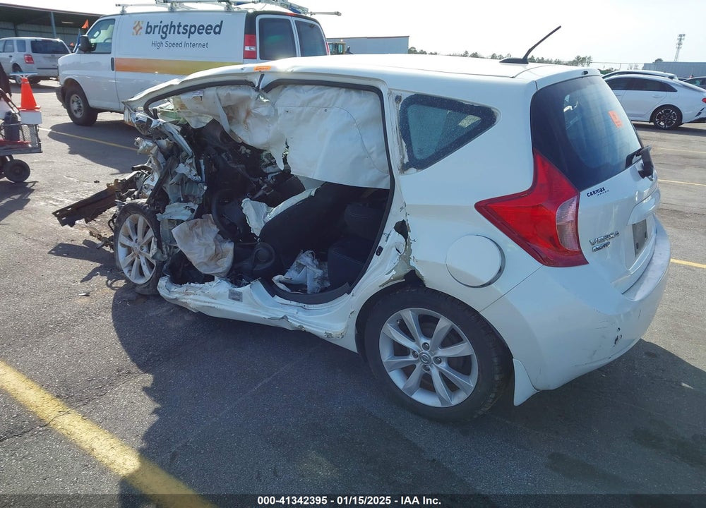 2014 NISSAN VERSA NOTE VIN: 3N1CE2CP3EL402434