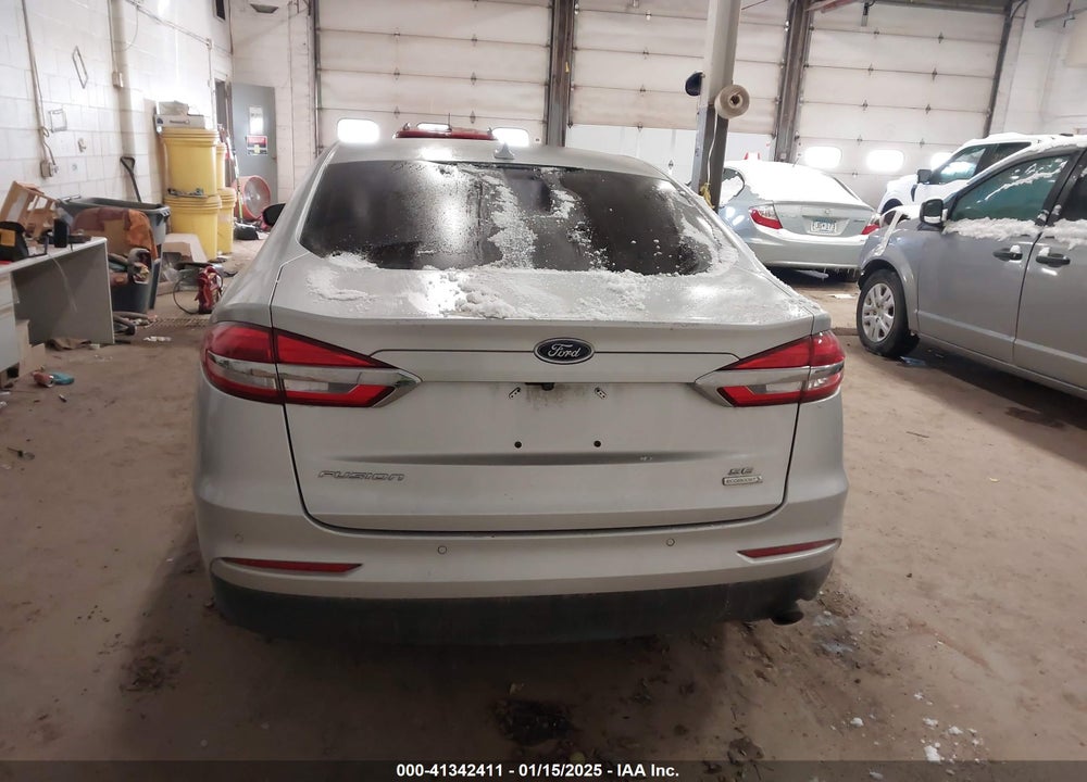 2019 FORD FUSION VIN: 3FA6P0HD0KR103845