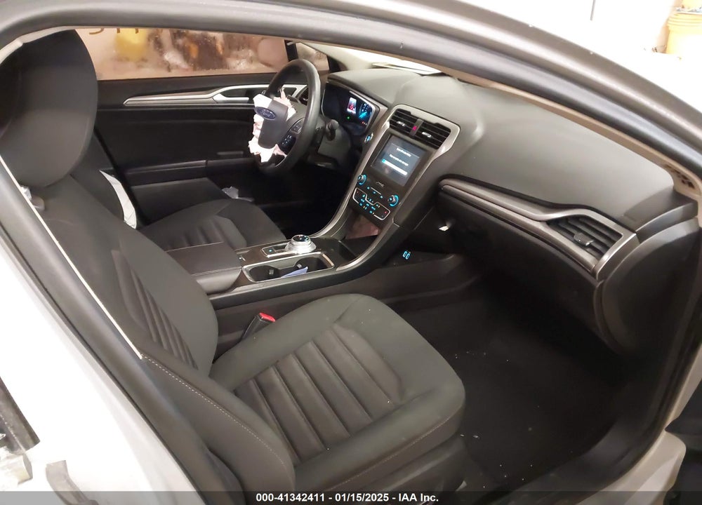 2019 FORD FUSION VIN: 3FA6P0HD0KR103845