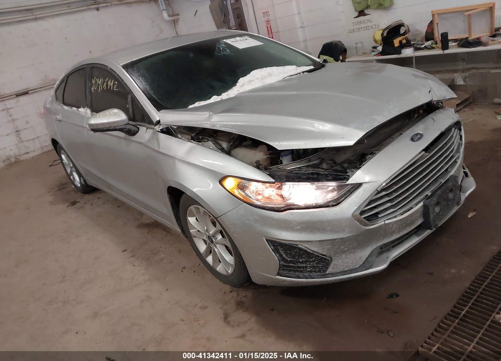 2019 FORD FUSION VIN: 3FA6P0HD0KR103845