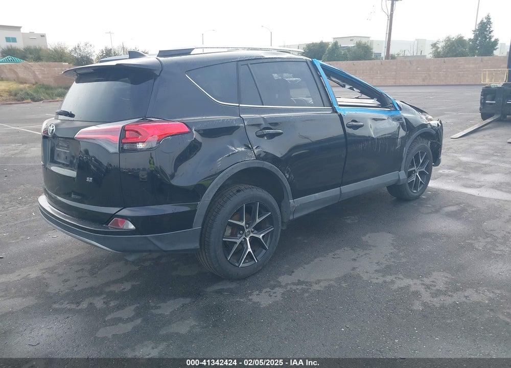 2017 TOYOTA RAV4 SE VIN: 2T3NFREV6HW334781