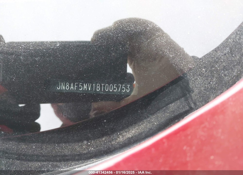 2011 NISSAN JUKE SV VIN: JN8AF5MV1BT005753