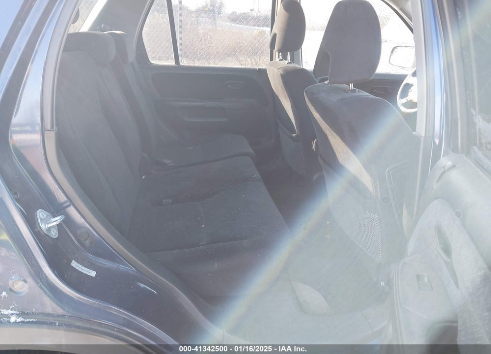 2005 HONDA CR-V EX VIN: SHSRD78855U336856