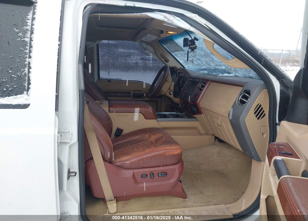 2011 FORD F-250 VIN: 1FT7W2BT4BEB88088