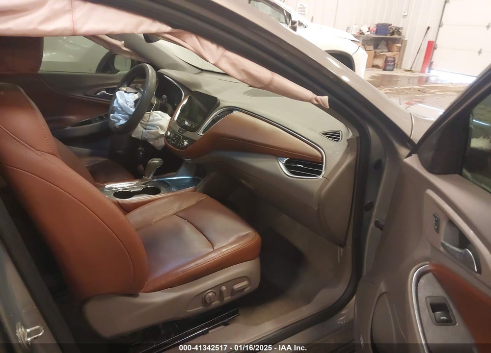 2018 CHEVROLET MALIBU VIN: 1G1ZD5ST1JF100020
