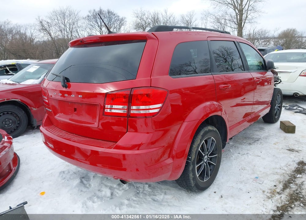 2018 DODGE JOURNEY SE VIN: 3C4PDCAB6JT310002