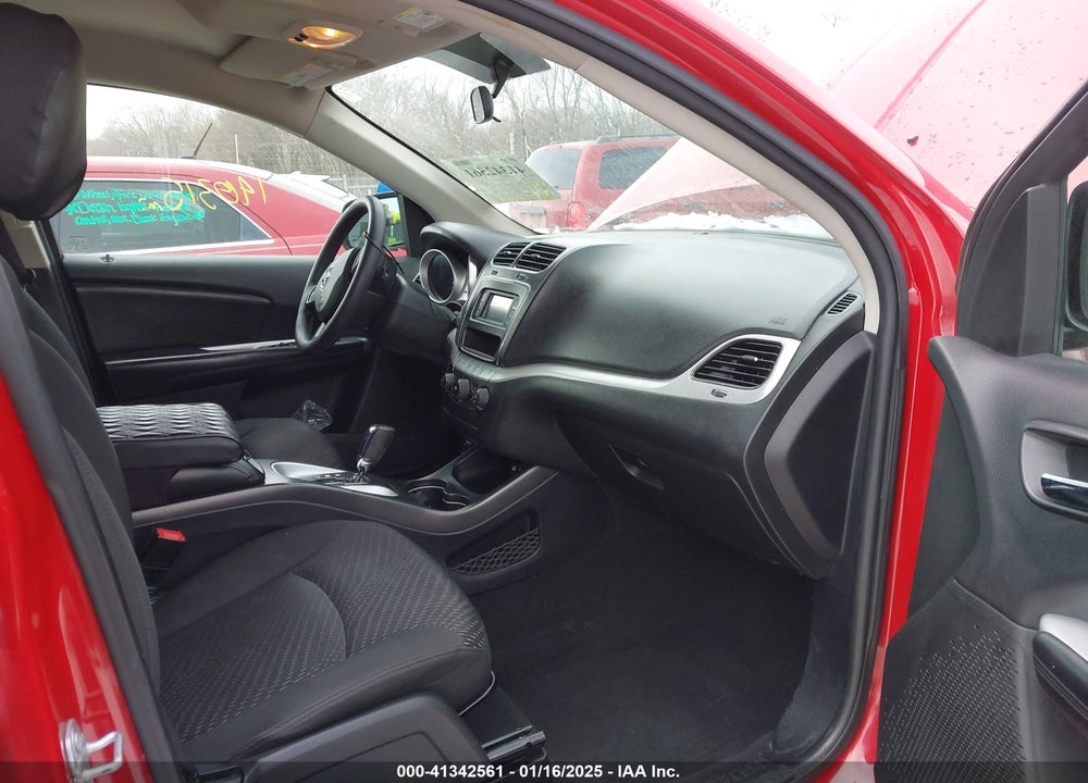 2018 DODGE JOURNEY SE VIN: 3C4PDCAB6JT310002
