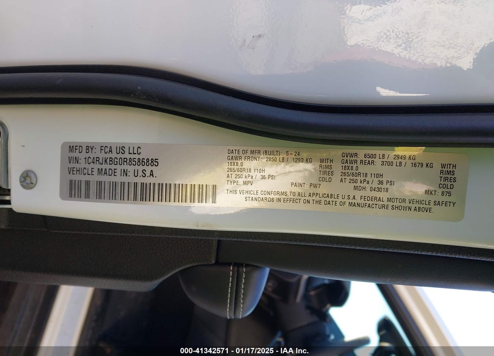 2024 JEEP GRAND CHEROKEE L LIMITED 4X4 VIN: 1C4RJKBG0R8586885