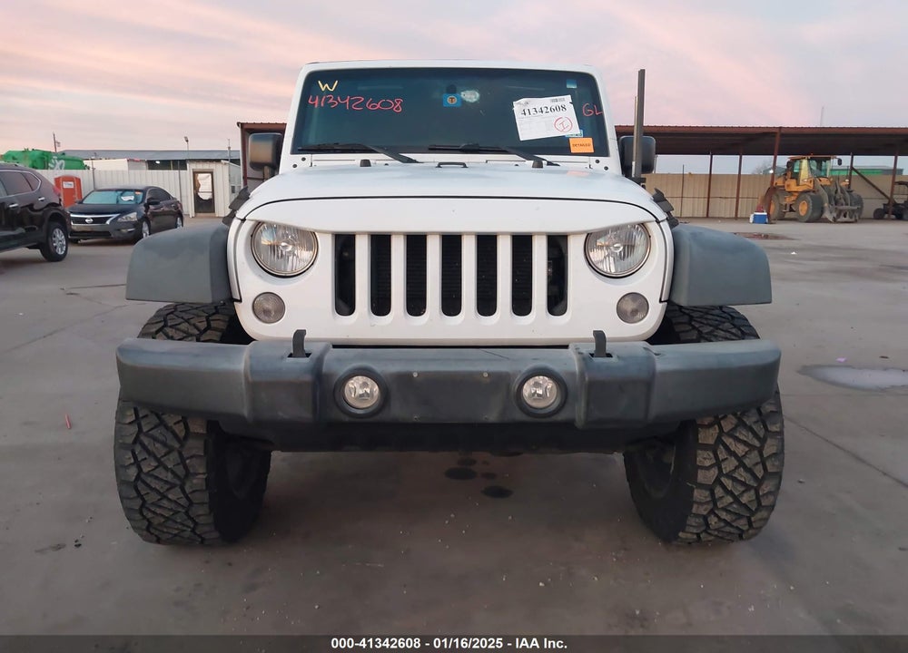 2016 JEEP WRANGLER UNLIMITED SPORT VIN: 1C4HJWDG9GL175155