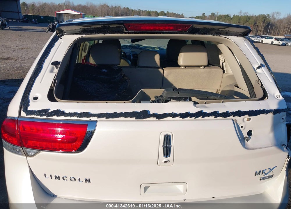 2011 LINCOLN MKX VIN: 2LMDJ8JK8BBJ21647